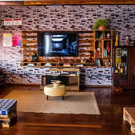 Brazilian Cult Hostel Curitiba Luaran gambar