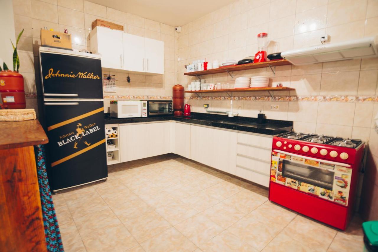 Brazilian Cult Hostel Curitiba Luaran gambar