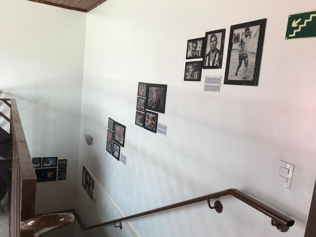 Brazilian Cult Hostel Curitiba Luaran gambar