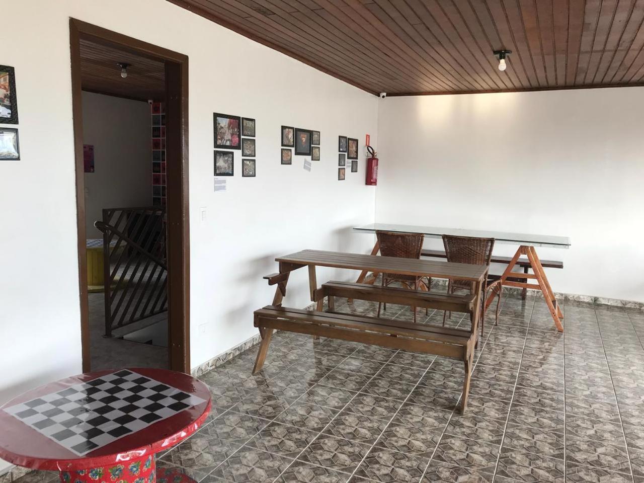 Brazilian Cult Hostel Curitiba Luaran gambar