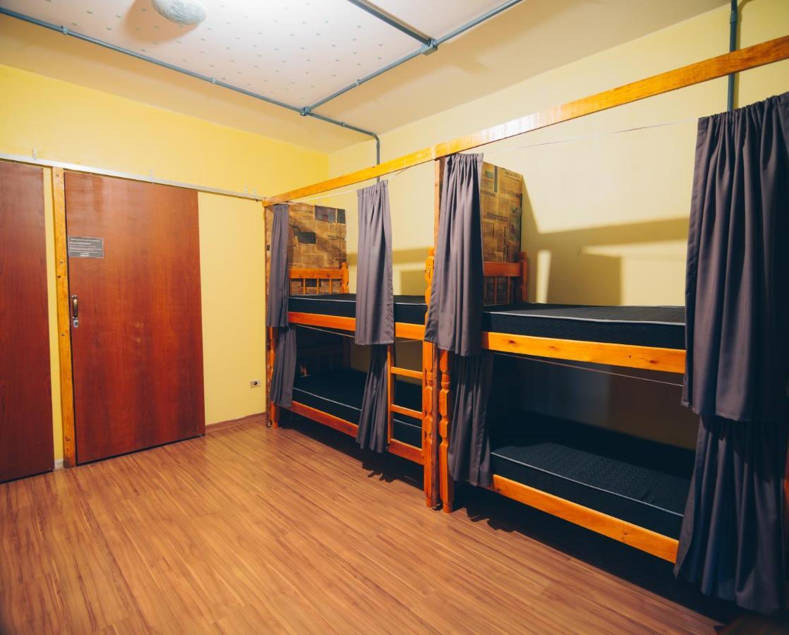 Brazilian Cult Hostel Curitiba Luaran gambar